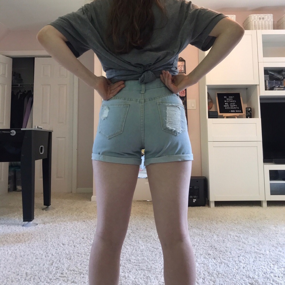 Distressed Denim Shorts - Picture 4 of 4